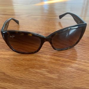 Maui Jim Plumeria polarized sunglasses; dark tortoise, Maui rose lens - no case